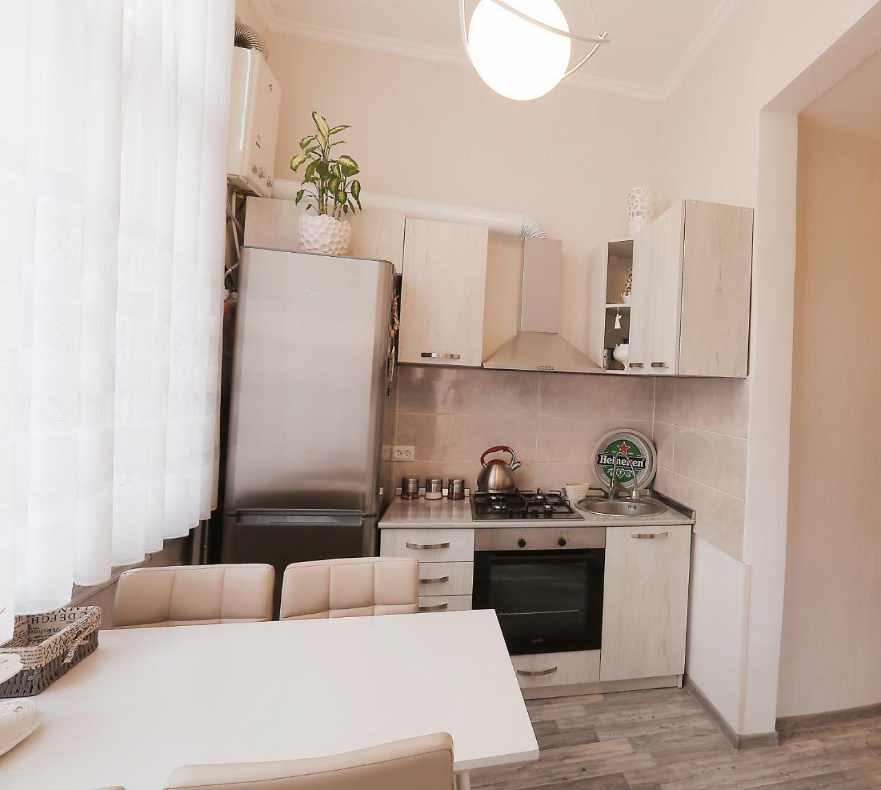 L&L Apartment Tbilisi Exteriör bild