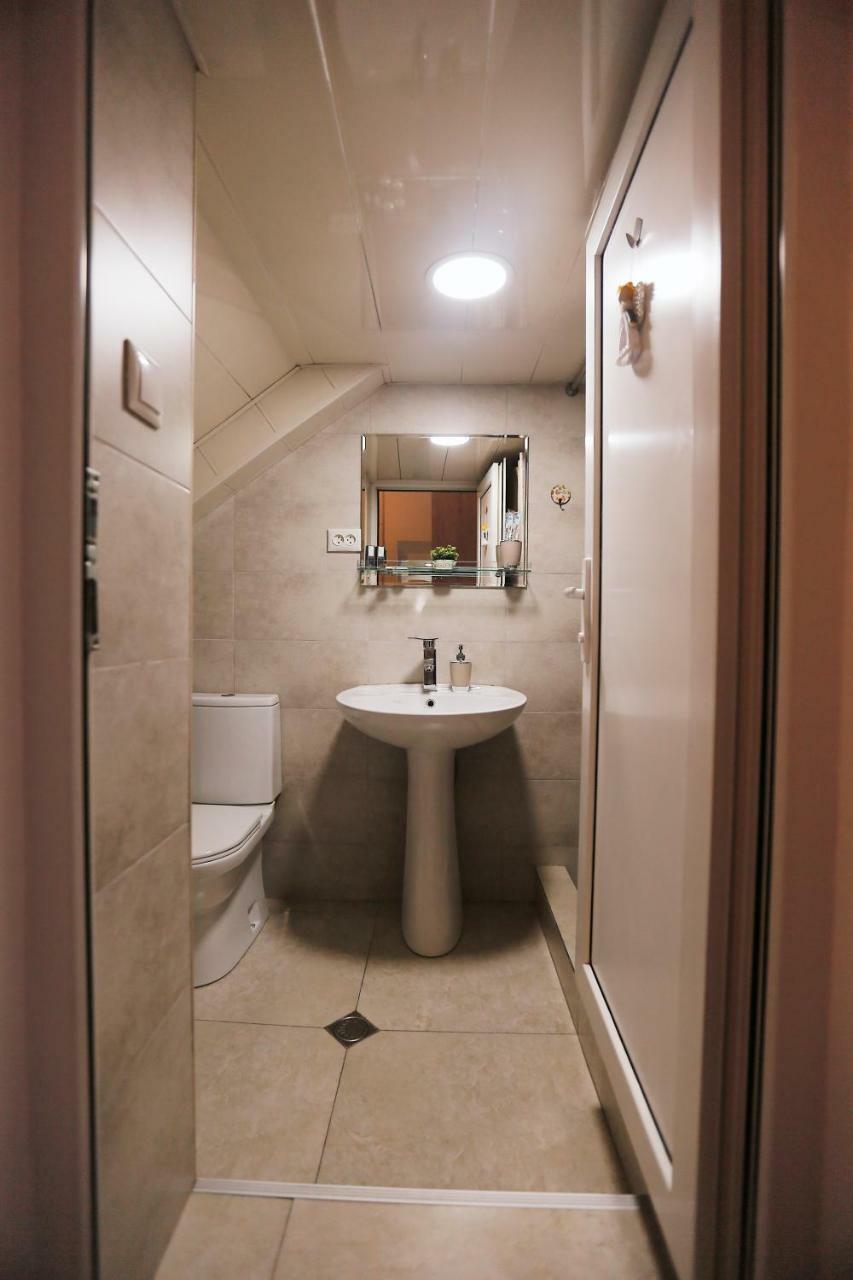 L&L Apartment Tbilisi Exteriör bild